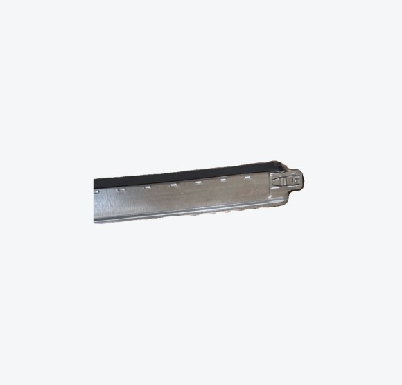 Profil porteur T24 noir – 3600 mm - détail produit